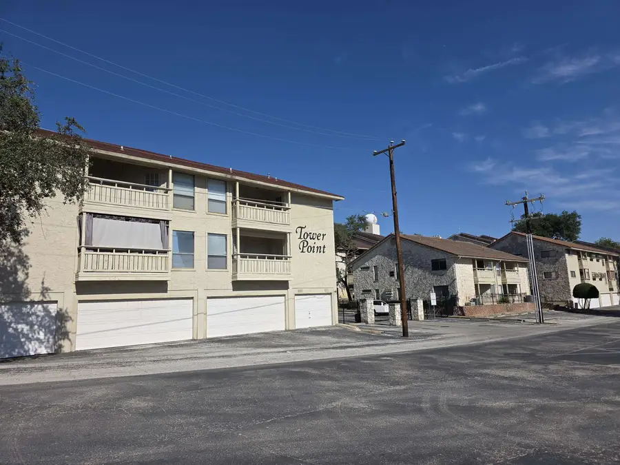 7738 Chambers Rd., San Antonio, TX 78229 - Image #2