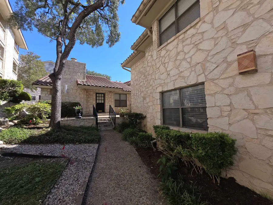 7738 Chambers Rd., San Antonio, TX 78229 - Image #3