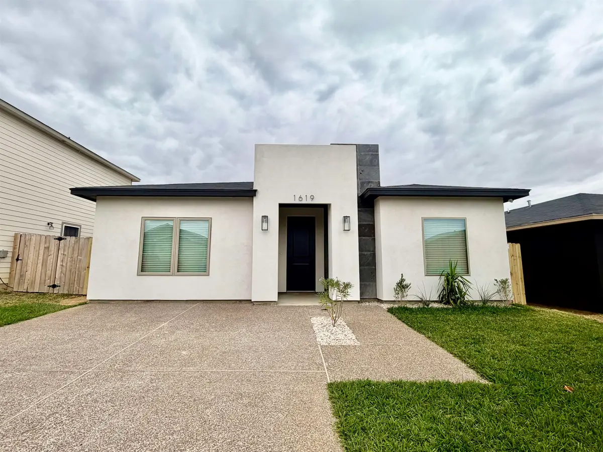 1619 Tesis Dr., Laredo, TX 78046 - Image #1