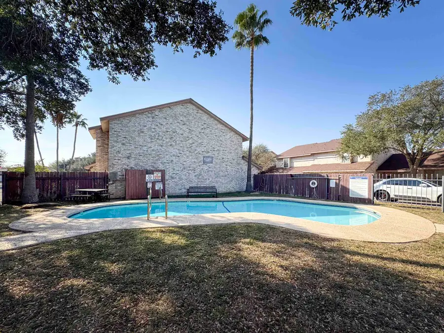 8801 McPherson Rd, Laredo, TX 78045 - Image #3