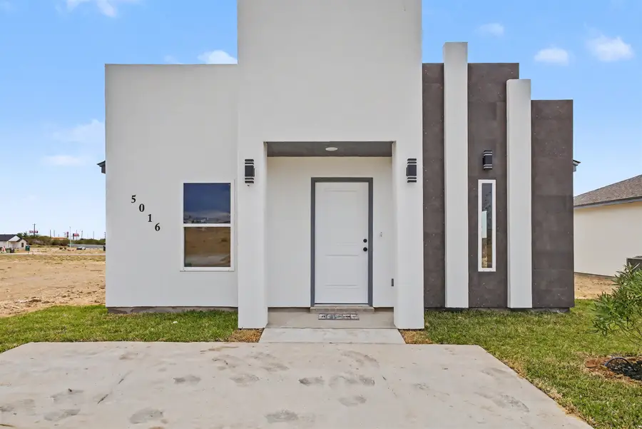 5016 Mariposa St., Laredo, TX 78046 - Image #2