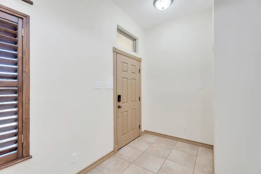 2716 Purdy Court, Laredo, TX 78046 - Image #2