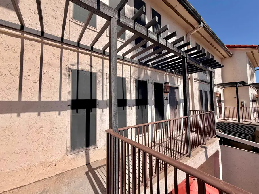 101 W Del Mar Blvd, Laredo, TX 78045 - Image #3