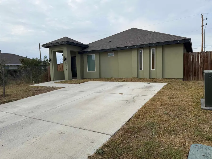 6518 Adenia Loop, Laredo, TX 78043 - Image #2