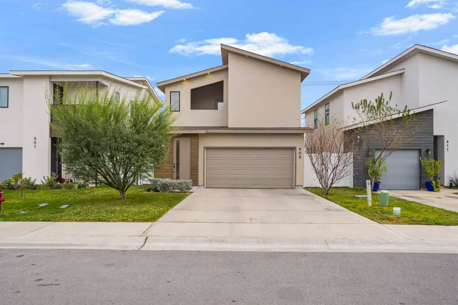 409 Deer Path Loop, Laredo, TX 78045-2236 - Image #2