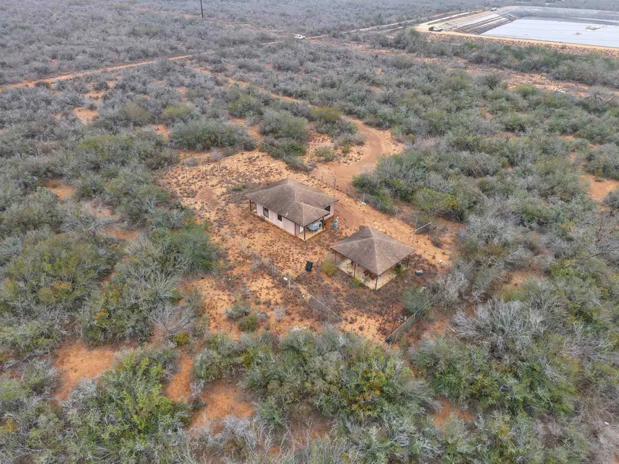 AB 643 RUSK TRA AB 643 Rusk Transportation, Artesia, TX 78001 - Image #2