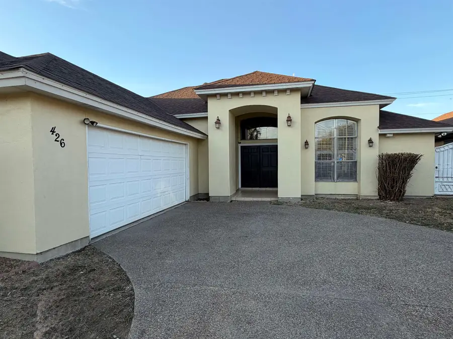 426 Northstar Dr, Laredo, TX 78045 - Image #2