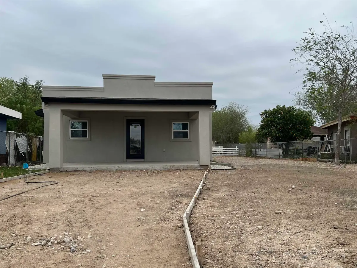 404 Morales, El Cenizo, TX 78046-0000 - Image #1