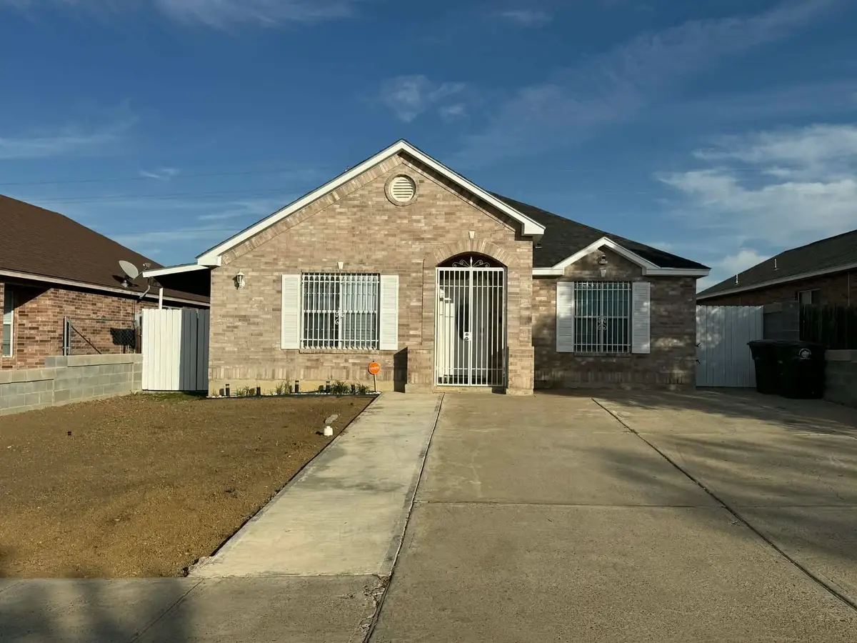 962 Witherspoon Lp, Laredo, TX 78046 - Image #1