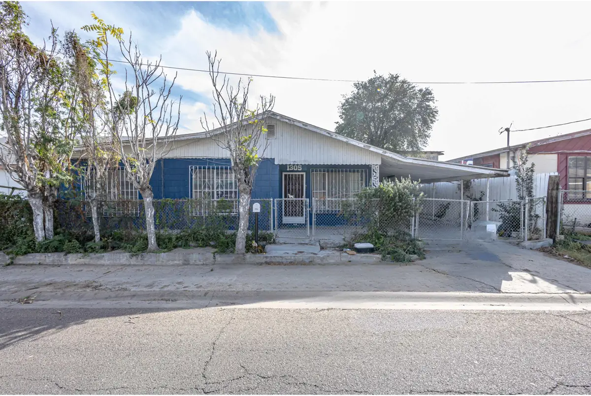 1305 Jefferson St, Laredo, TX 78040 - Image #1