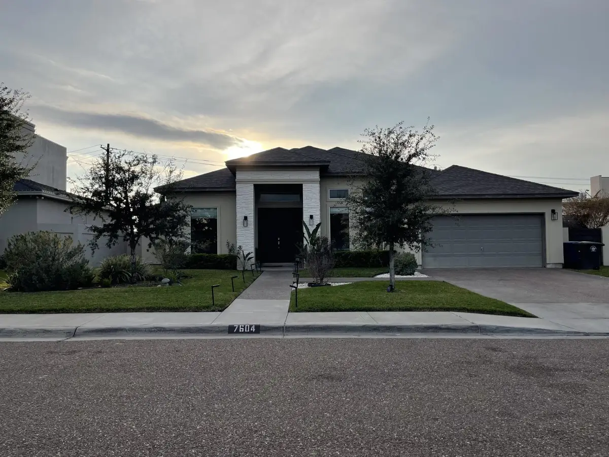 7604 Patricia Highsmith Dr, Laredo, TX 78041-4163 - Image #1