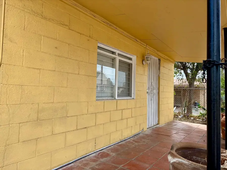 209 O'Kane St., Laredo, TX 78040 - Image #2