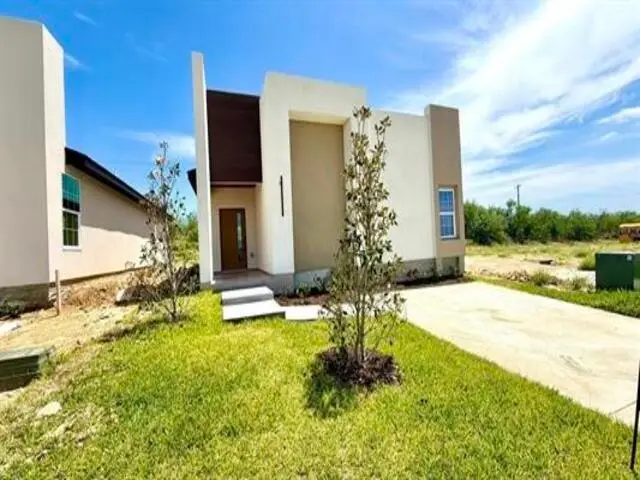 5041 Los Caballos Lp., Laredo, TX 78046 - #1