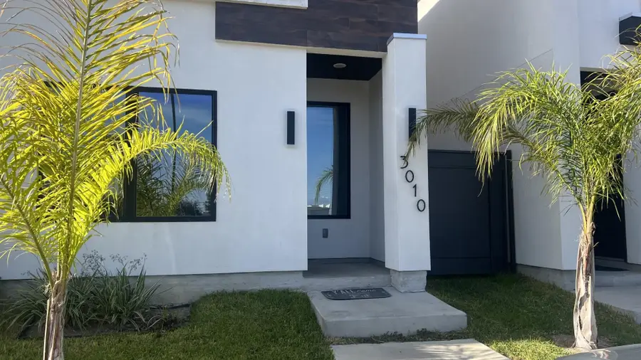 8218 Casa Verde Rd, Laredo, TX 78045 - #2