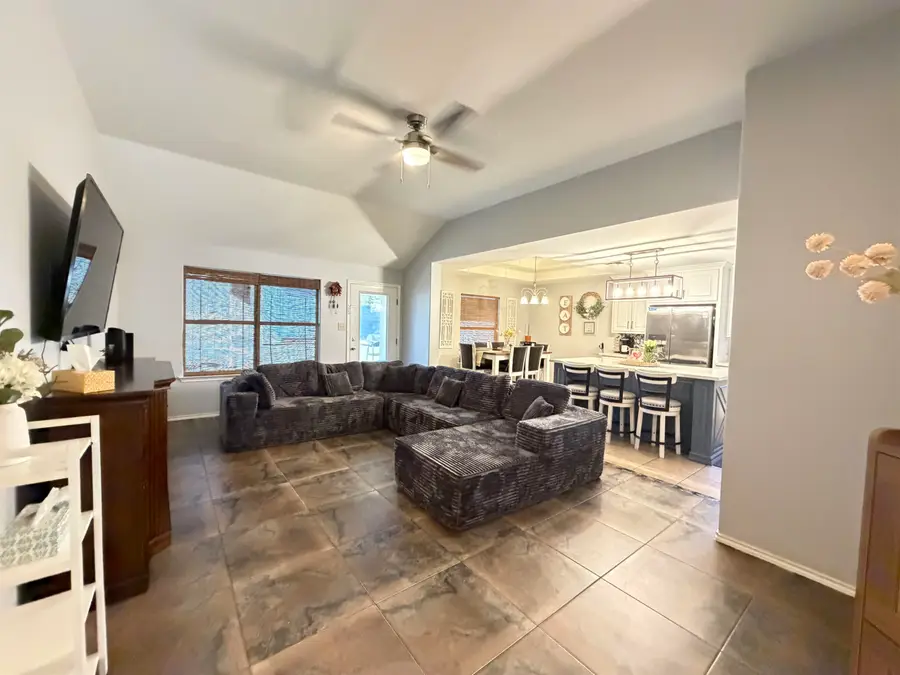 1854 Stonefield Ln, Laredo, TX 78045 - Image #2