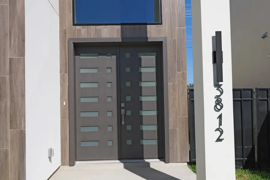 3812 Sun Valley Dr., Laredo, TX 78045 - Image #2