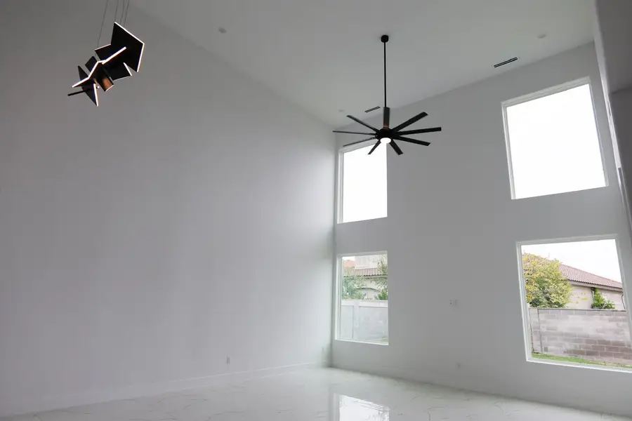 4013 Sun Valley Dr., Laredo, TX 78045 - Image #2