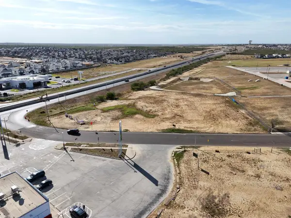 3919 Aguanieve Dr., Laredo, TX 78046