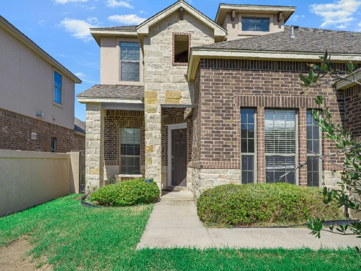 108 Majestic Palm Dr., Laredo, TX 78045 - Image #1
