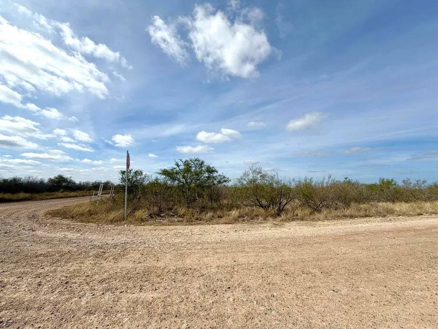 LOT 1 Colorado Acs Sur, Laredo, TX 78041 - Image #2