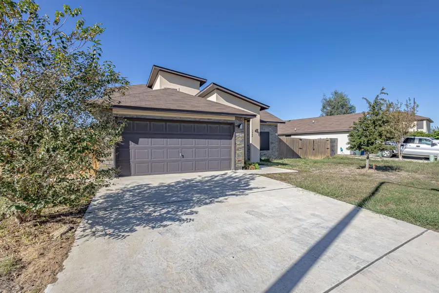 3508 Eduardo E Hayes Rd., Laredo, TX 78046 - Image #3