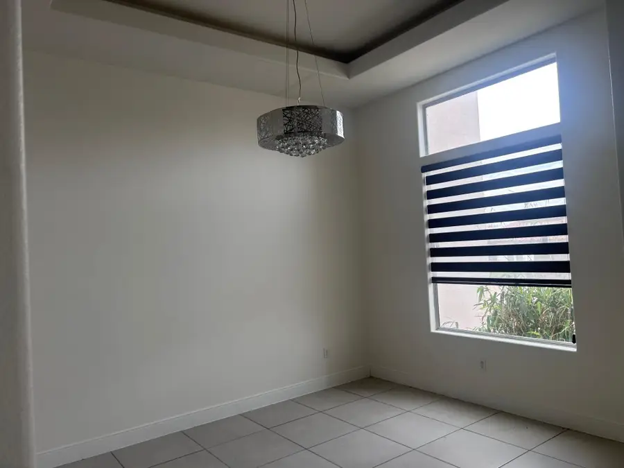 2811 T.S. Eliot Dr, Laredo, TX 78041 - Image #3