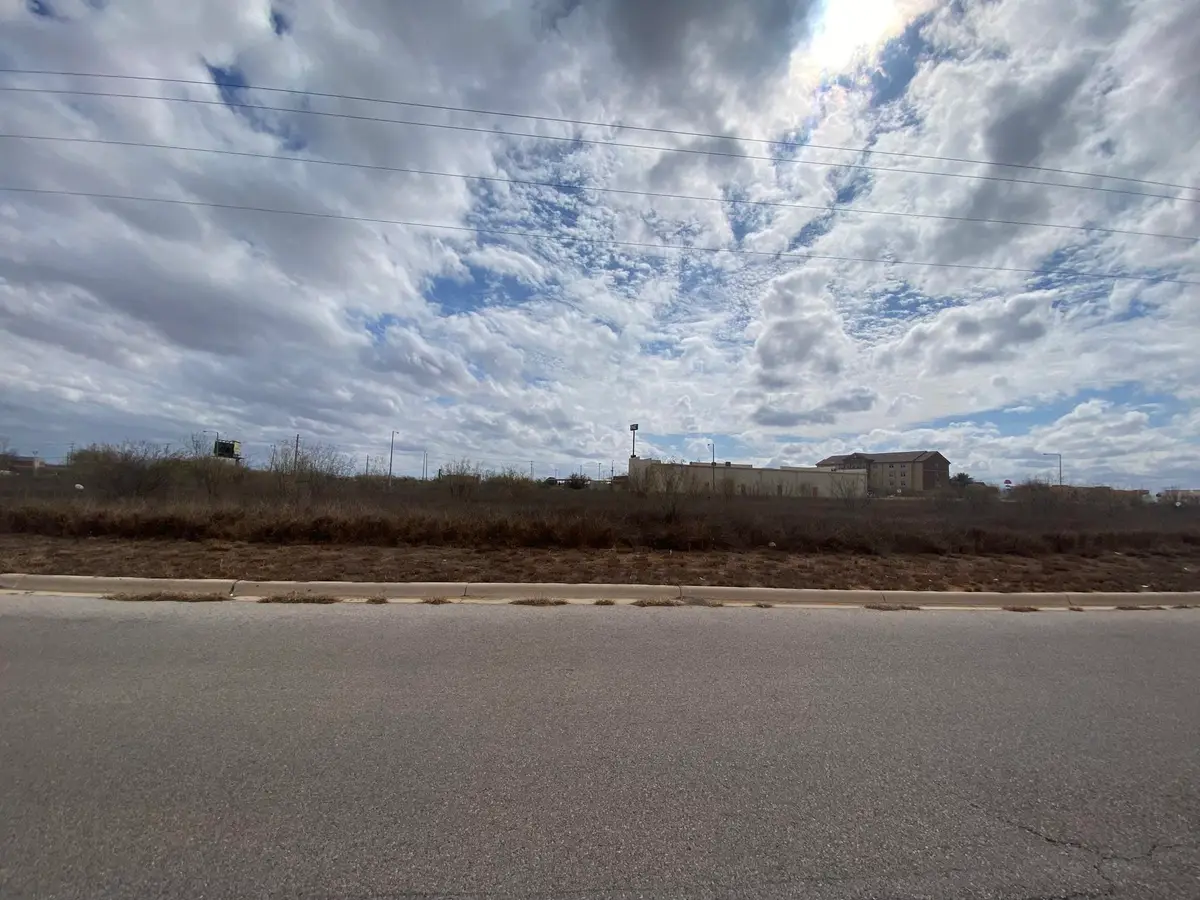 08 IH-35 Access Rd, Cotulla, TX 78014 - #1