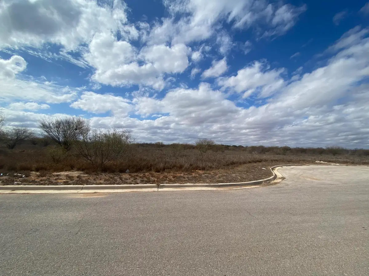 10 IH-35 Access Rd, Cotulla, TX 78014 - #1