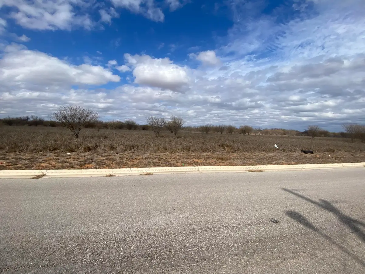 15 IH-35 Access Rd, Cotulla, TX 78015 - #1