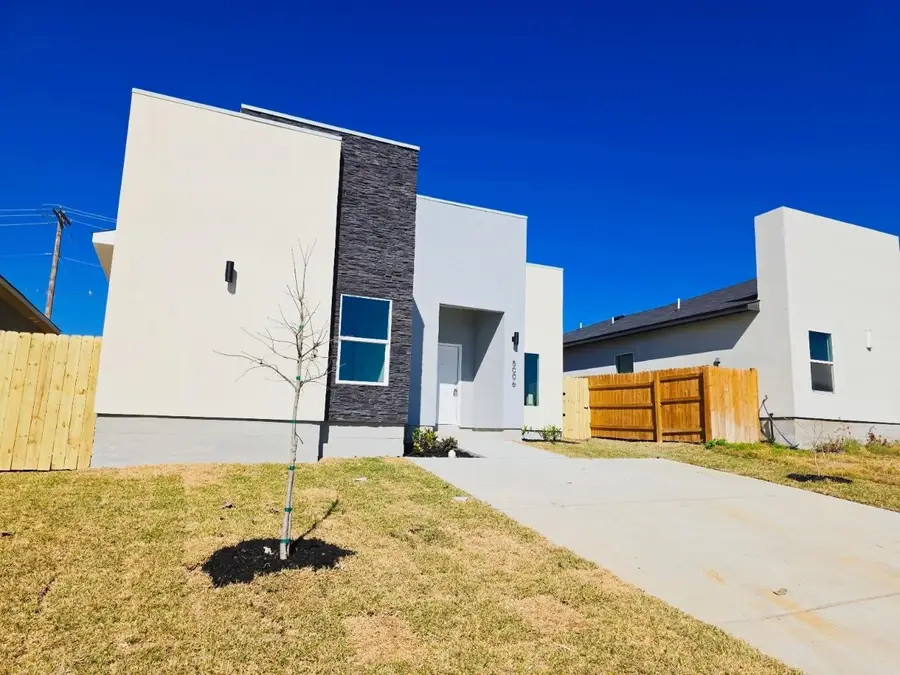 5006 Cherimoya Ln., Laredo, TX 78046 - #2