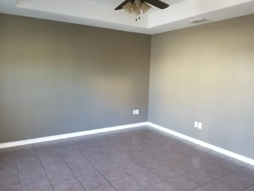 1014 Ranchway Dr, Laredo, TX 78045 - Image #2