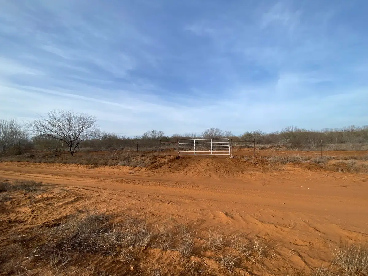 003 Ranch Rd, Encinal, TX 78019 - Image #1