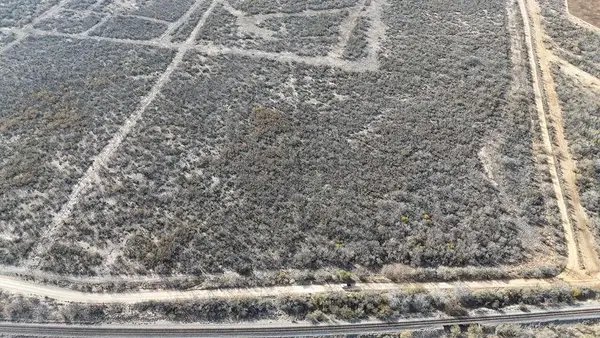 005 Ranch Rd, ENCINAL, TX 78019