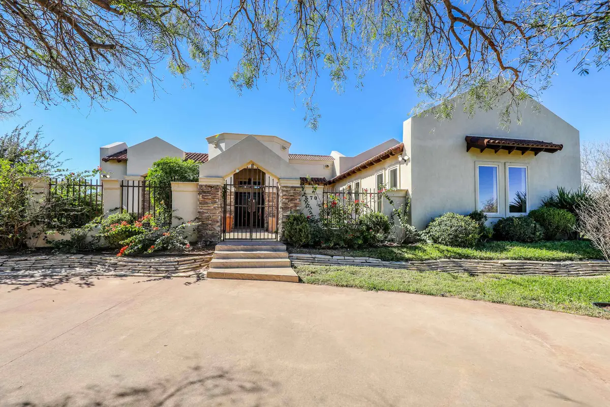 570 Well Ln, Laredo, TX 78045 - #1