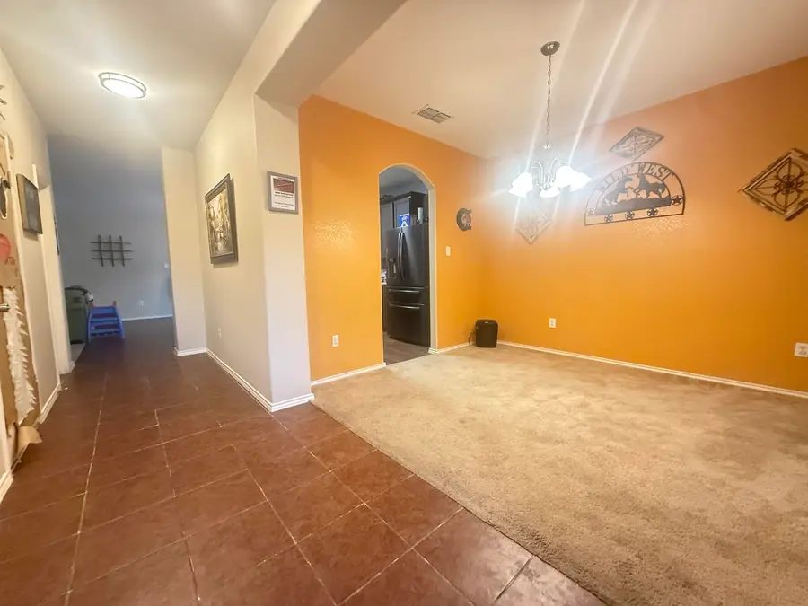 820 Rivera Way, Laredo, TX 78043 - Image #3