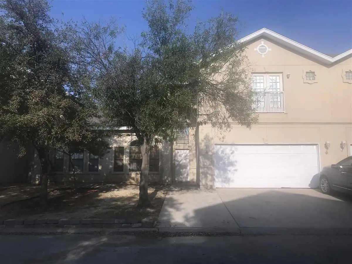 411 Shiloh Dr, Laredo, TX 78045 - #1