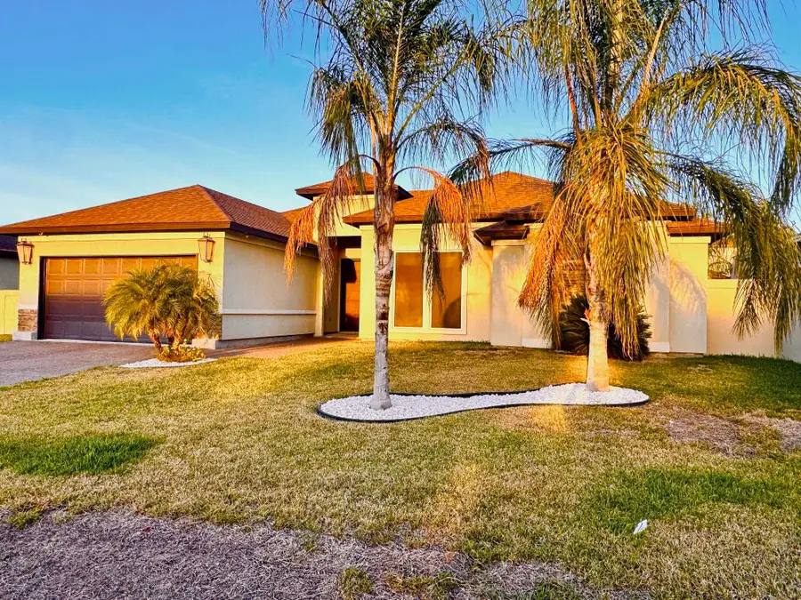 7607 Patricia Highsmith Dr, Laredo, TX 78041 - #2