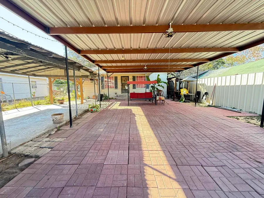 3408 Juarez Ave, Laredo, TX 78040 - #2