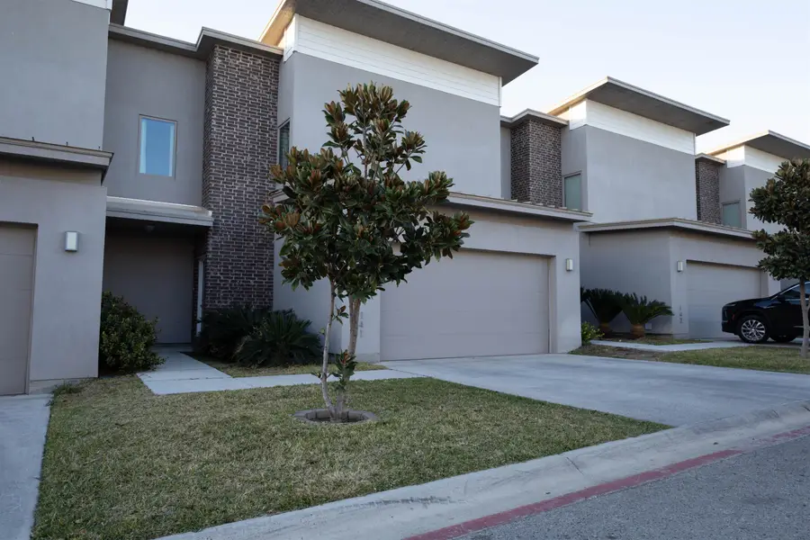 10902 International Blvd, Laredo, TX 78045 - Image #3