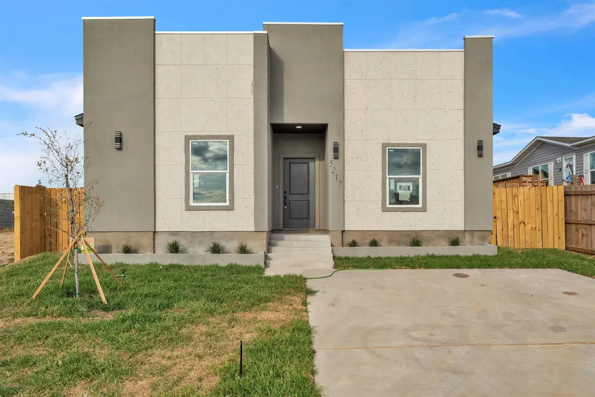 5059 Luna Grande Lp., Laredo, TX 78046 - #1