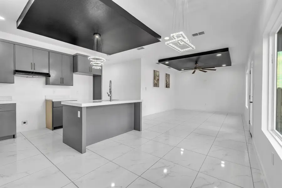 5059 Luna Grande Lp., Laredo, TX 78046 - #3