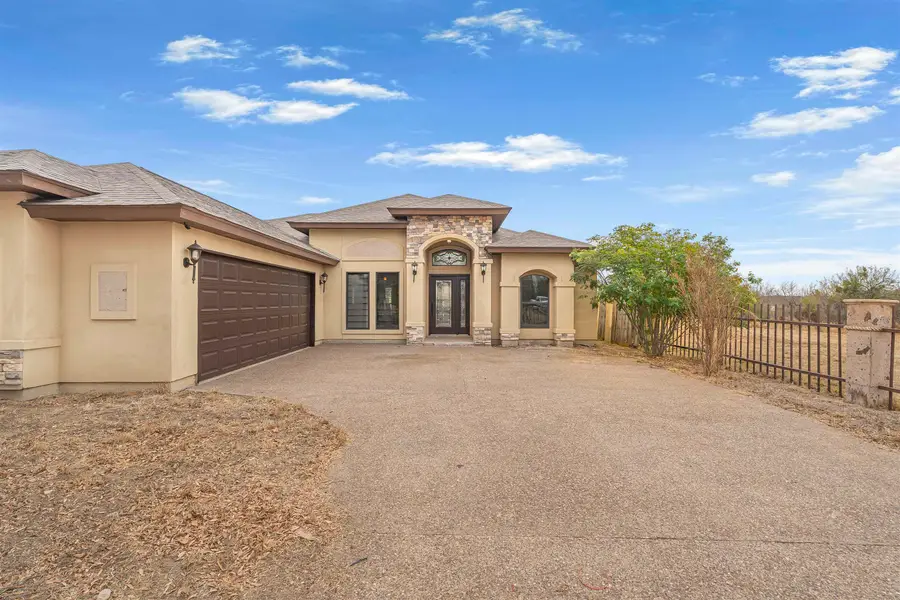 949 Lauren Lane, Laredo, TX 78045 - #3