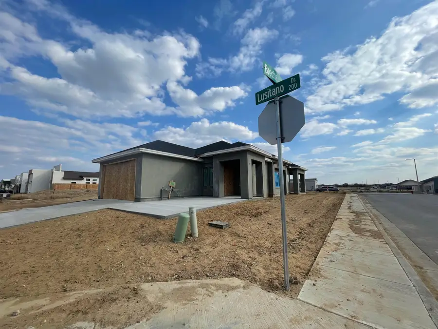 201 Lusitano Dr., Laredo, TX 78046 - #3
