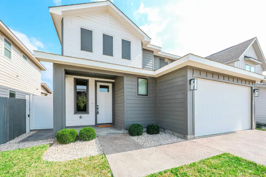 1943 Sambar Lp, Laredo, TX 78045 - #2