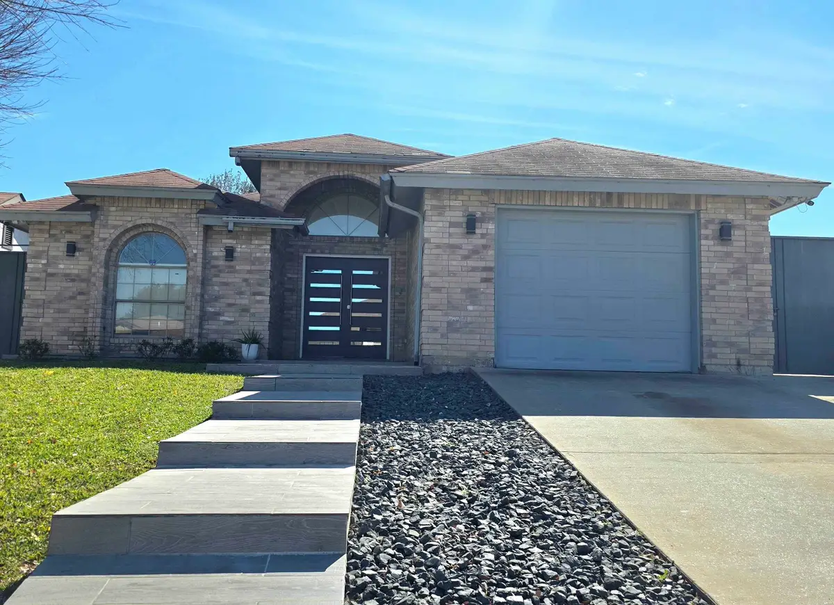 3905 Calle Tuxpan, Laredo, TX 78046 - #1