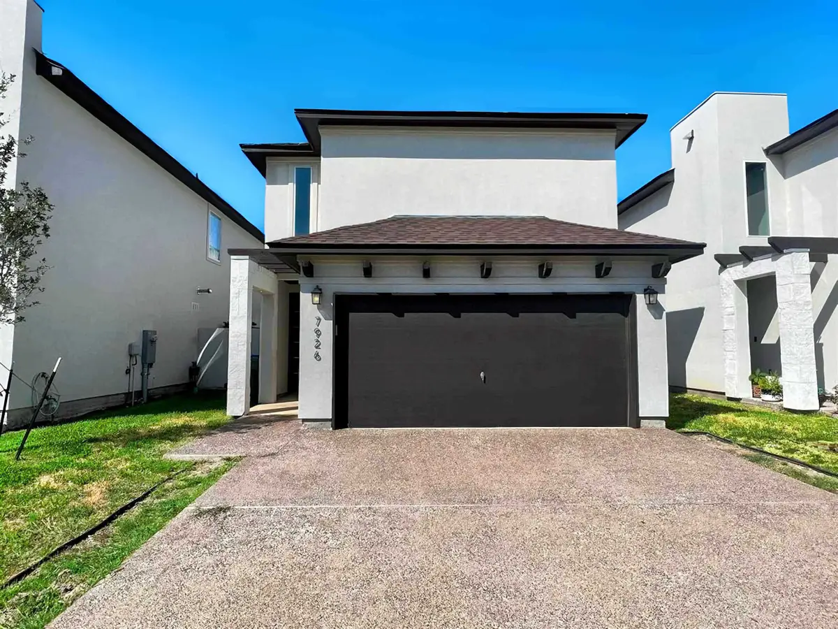 7926 Elka Lp, Laredo, TX 78045 - #1