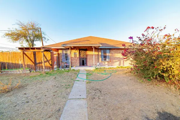 2302 E Locust St, Laredo, TX 78041