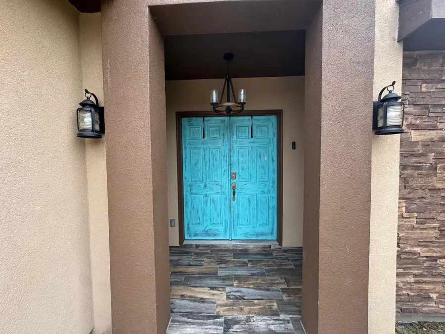 5557 Portugal Lp, Laredo, TX 78046 - #3