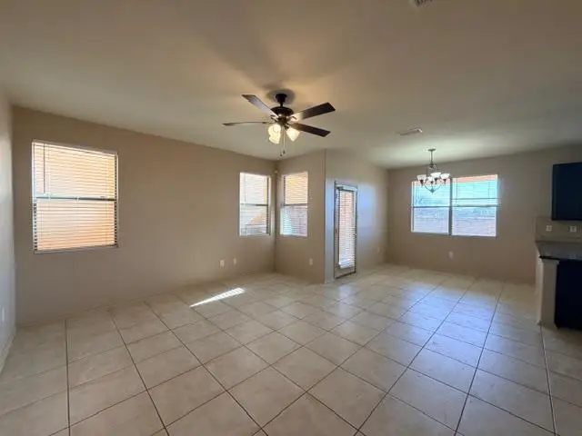 9310 Albany Dr, Laredo, TX 78045 - #3
