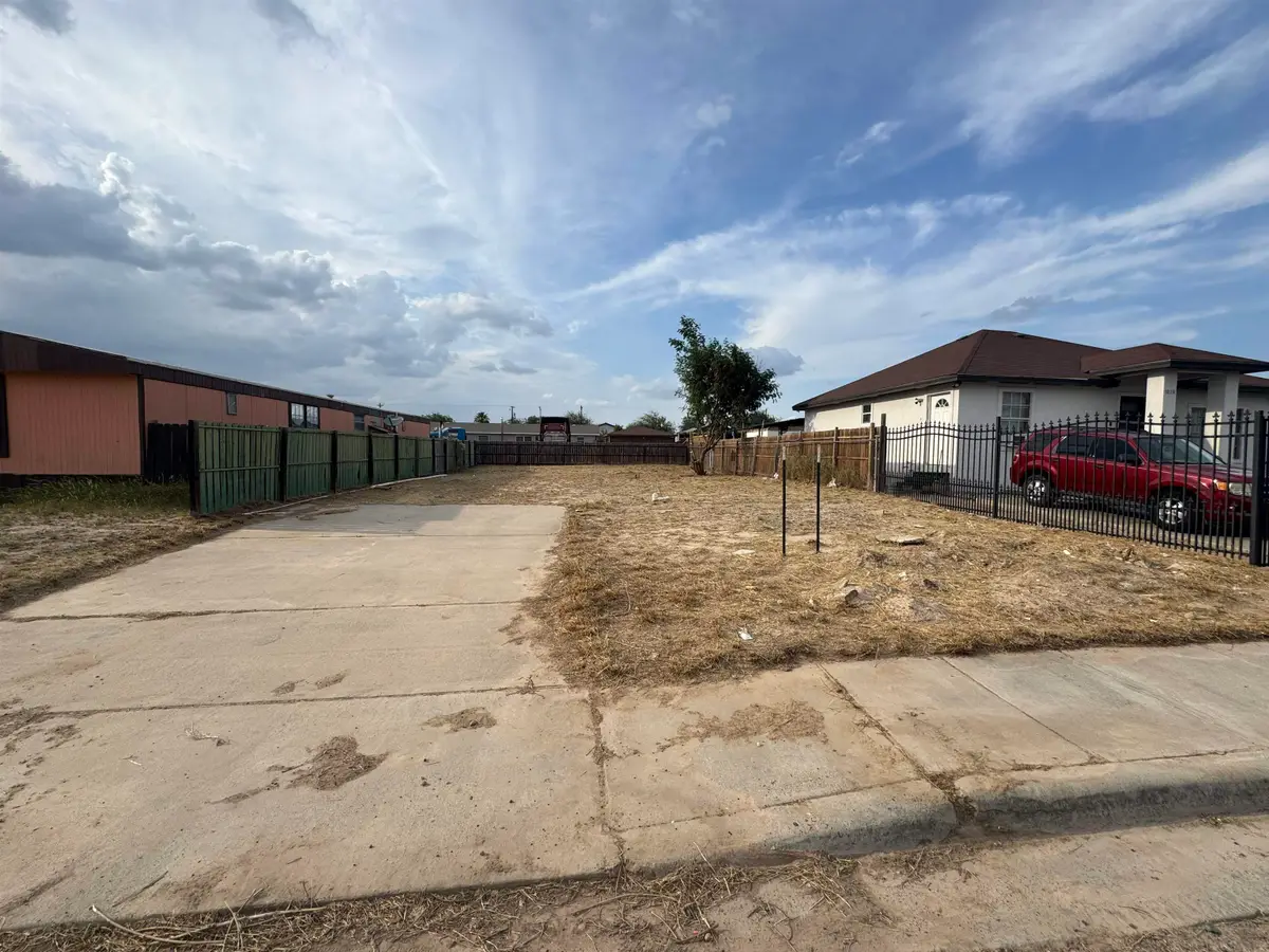 1022 Lope De Vega Dr, Laredo, TX 78046 - #1